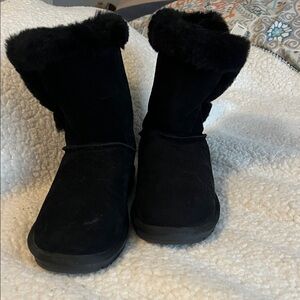 Woman’s Black Faux Fur Lined Winter Boots